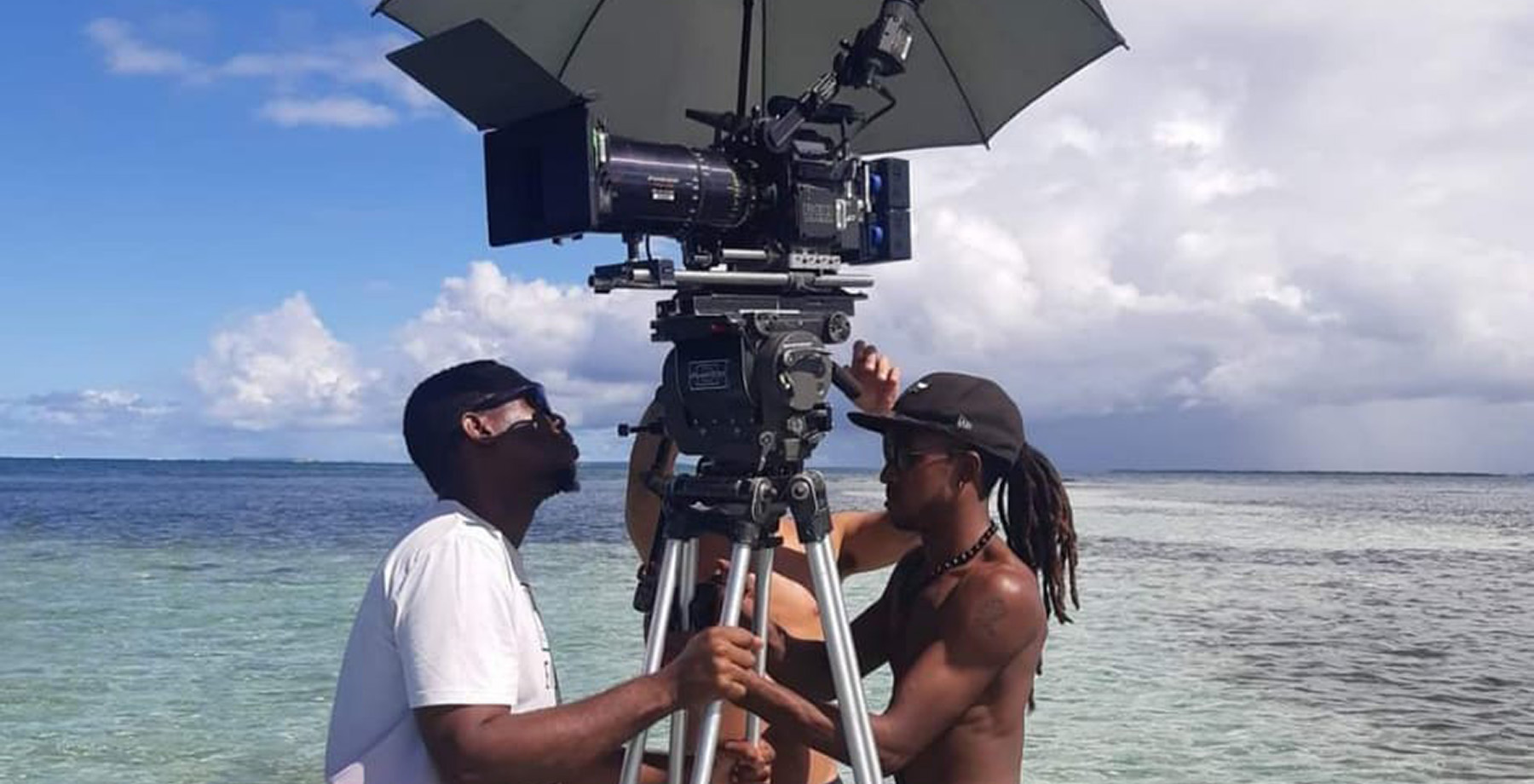 Photo du tournage en Guadeloupe du film Ivany (décembre 2020-Skyprod).